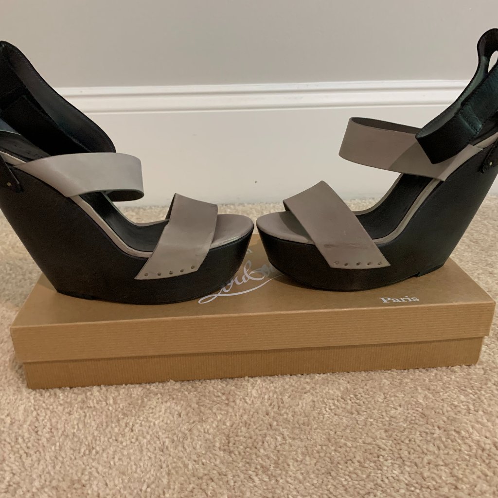 Vic Matie Wedge 38